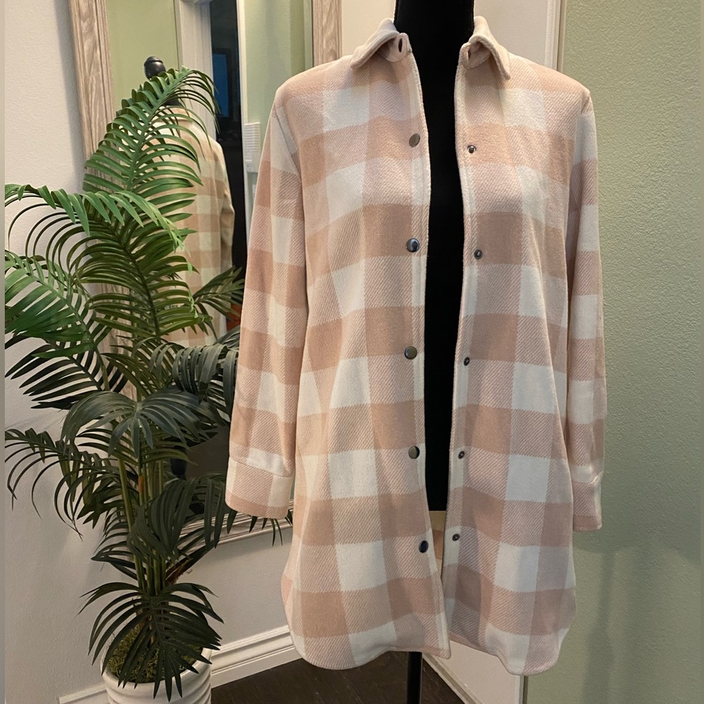 NWOT BB Dakota shacket. Light pink/blush. XS